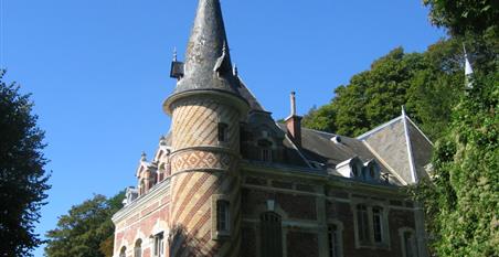 Château Les Aygues près de l'Hôtel restaurant La Taverne des deux Augustins, hôtel 2 étoiles, hôtel de charme, restaurant traditionnel, brasserie, hôtel bord de mer à Etretat, Seine Maritime, Normandie
