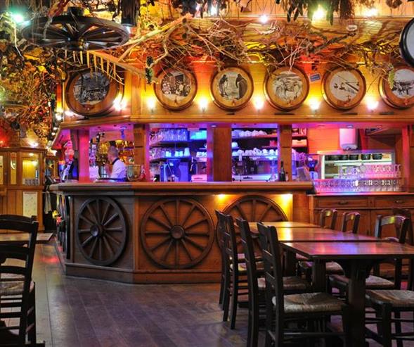 HOTEL ** RESTAURANT